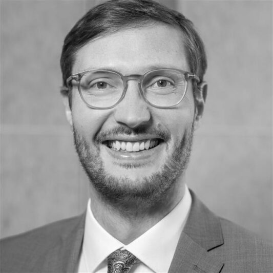 Dr. Christian Rave | BankingHub